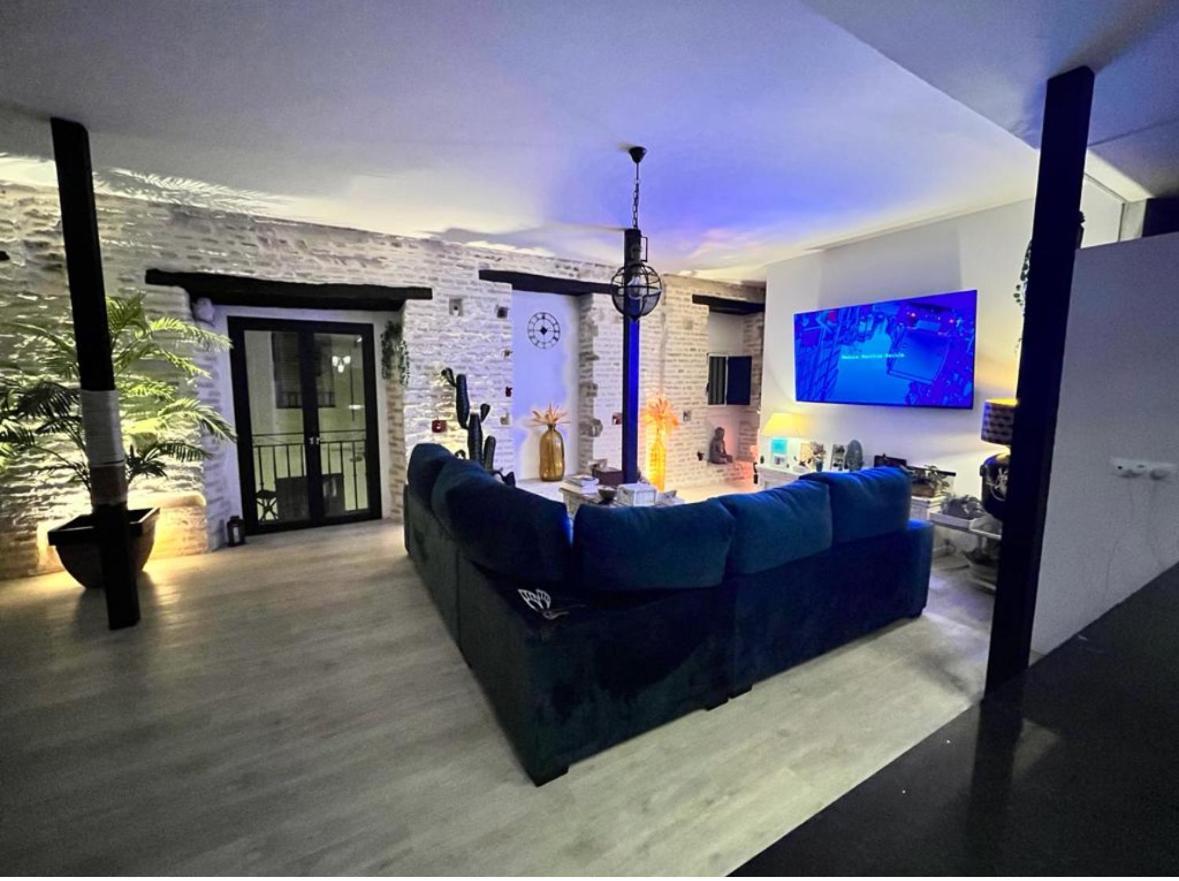 Casa Duque Compartida Familiar 1-Habitacion Con Bano Propio Sevilla Eksteriør billede
