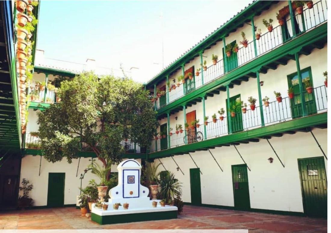 Casa Duque Compartida Familiar 1-Habitacion Con Bano Propio Sevilla Eksteriør billede