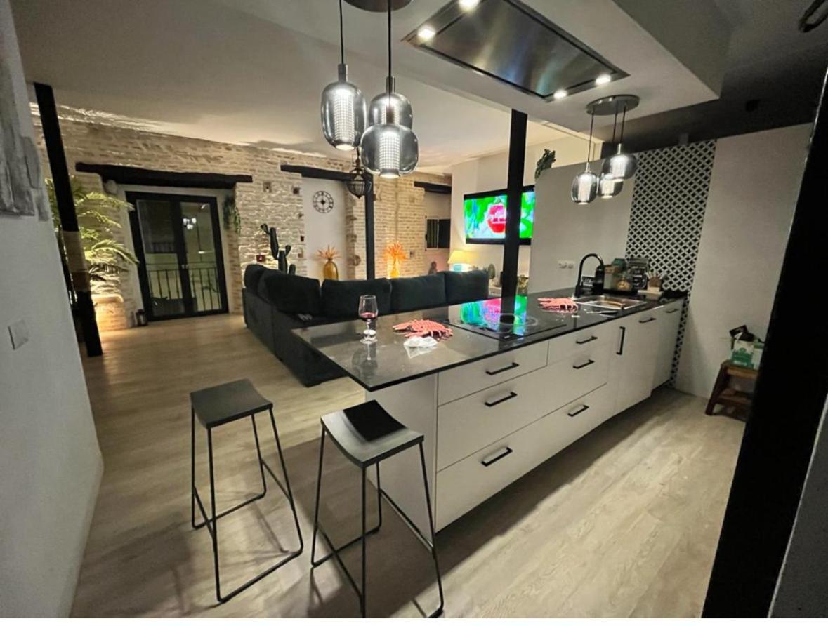 Casa Duque Compartida Familiar 1-Habitacion Con Bano Propio Sevilla Eksteriør billede