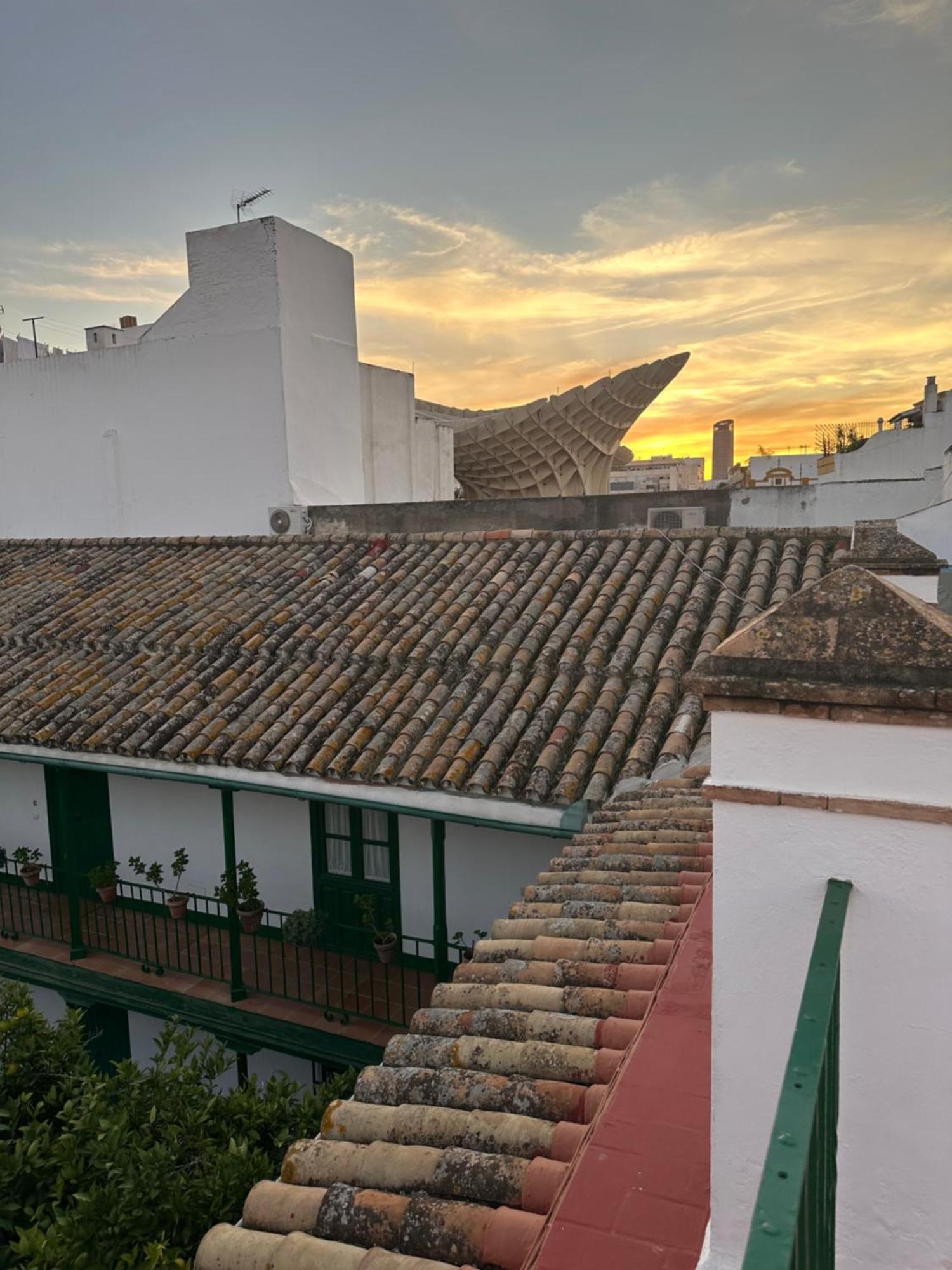 Casa Duque Compartida Familiar 1-Habitacion Con Bano Propio Sevilla Eksteriør billede