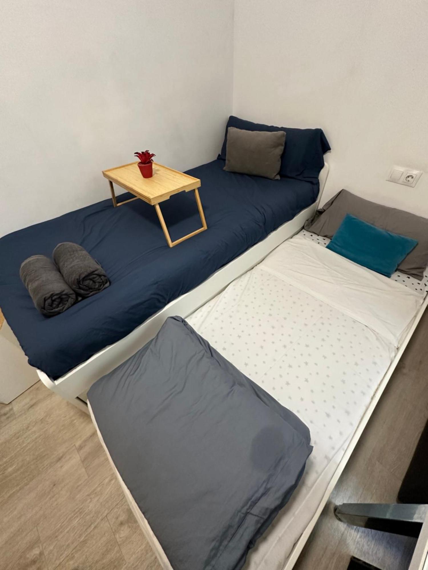 Casa Duque Compartida Familiar 1-Habitacion Con Bano Propio Sevilla Eksteriør billede