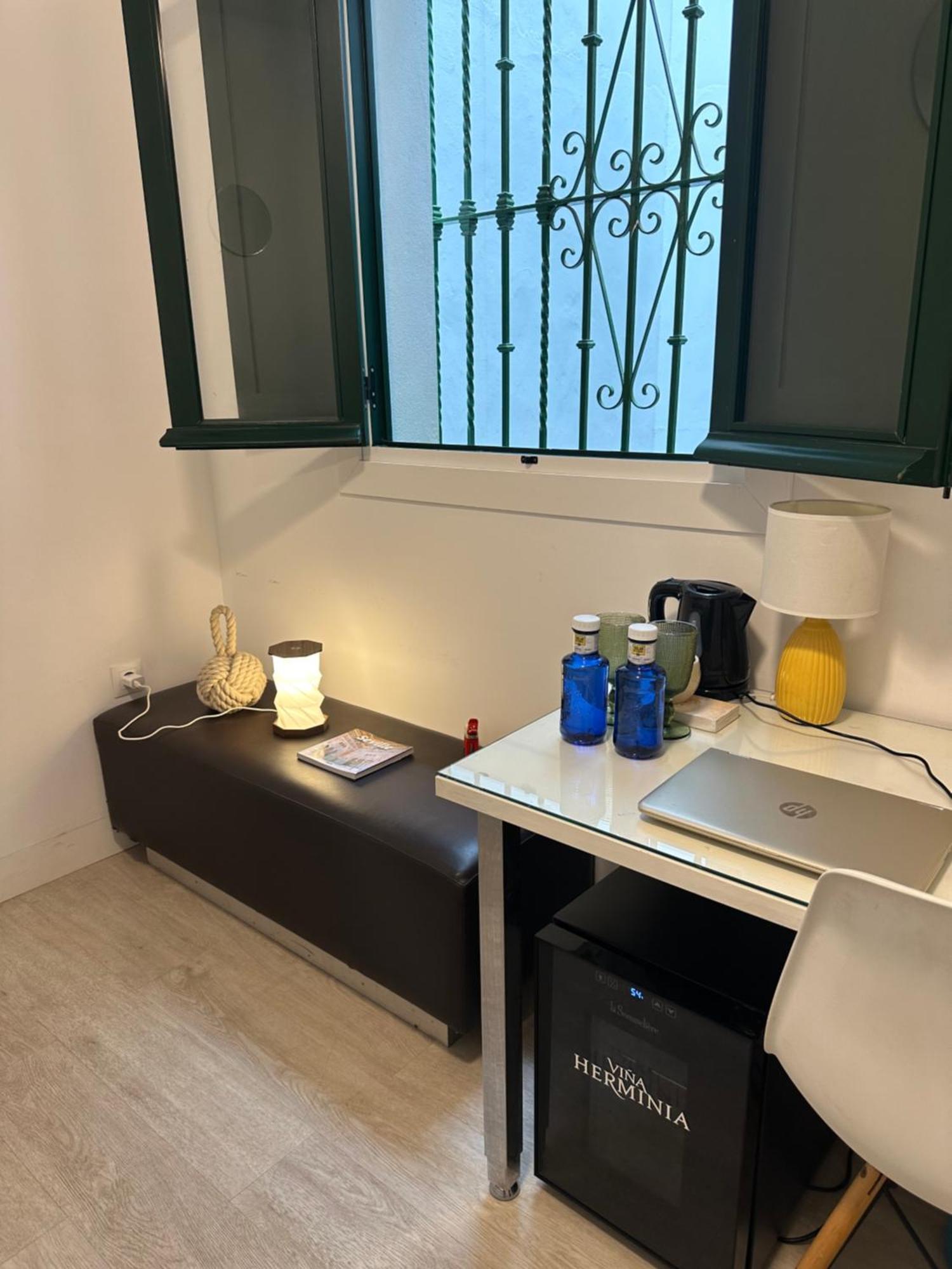 Casa Duque Compartida Familiar 1-Habitacion Con Bano Propio Sevilla Eksteriør billede